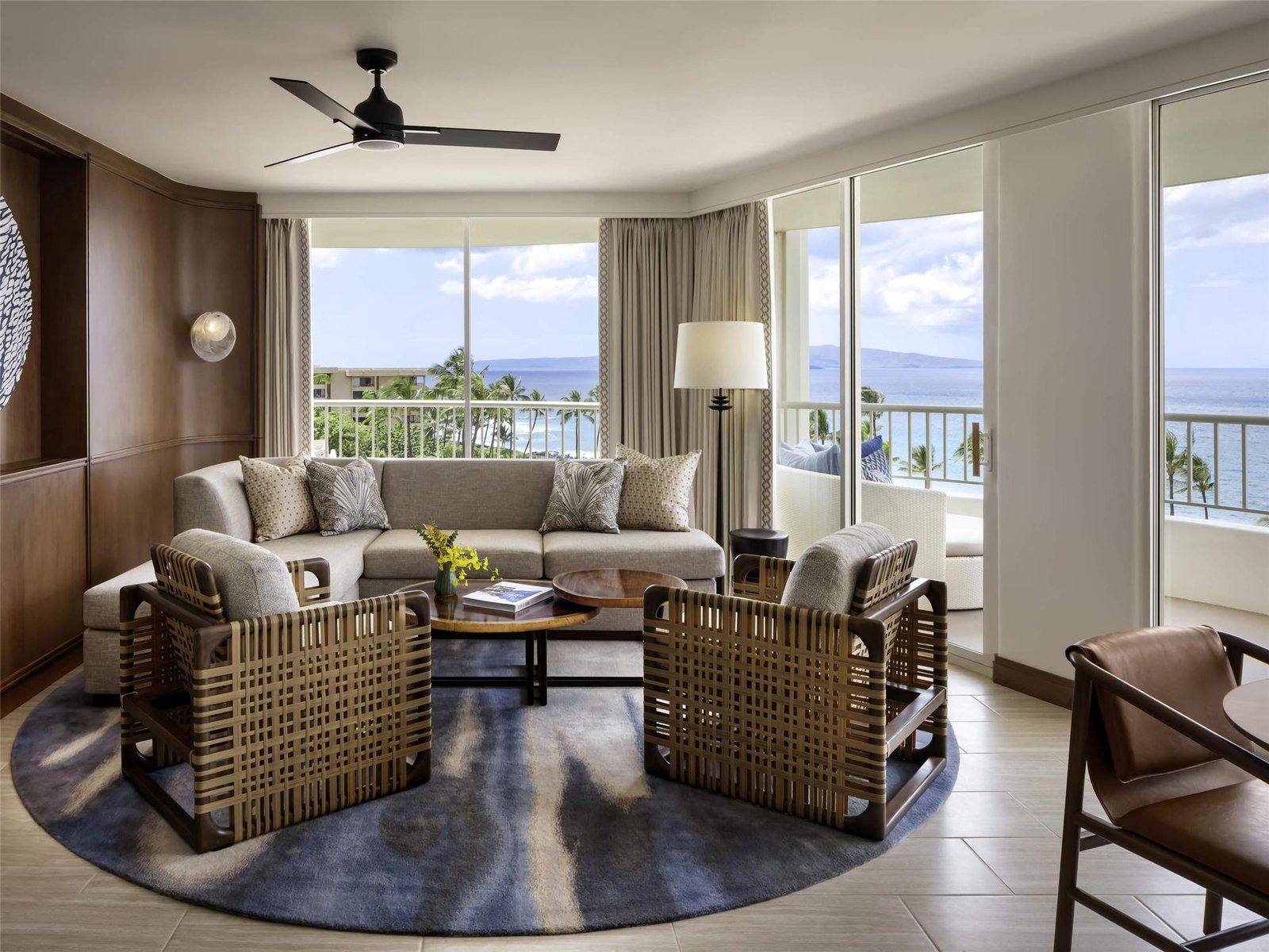 Fairmont Kea Lani 的泳池