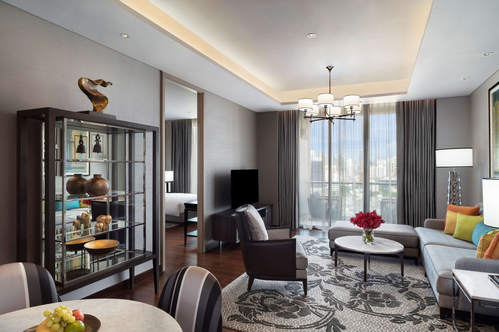 Grand Premier Room：订这一档，保证升到的是 Executive Club Room，不是套房